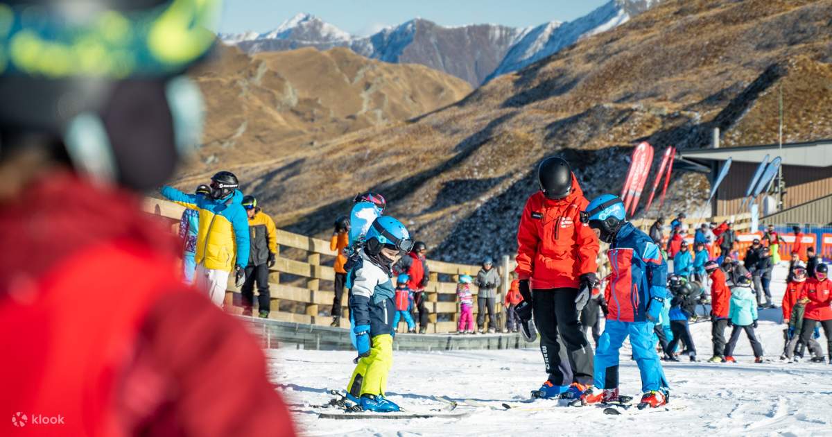 Peak Beginners Ski Lesson Packages Klook